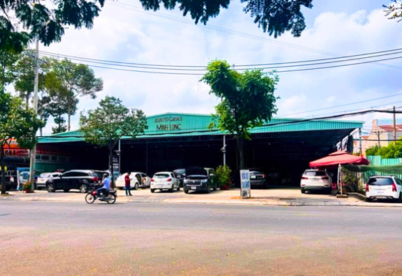 GARAGE ÔTÔ MINH LONG