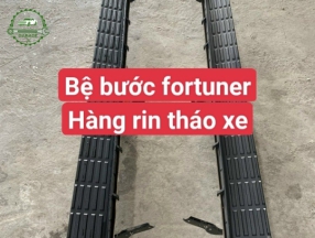 Bệ bước chân xe Fortuner