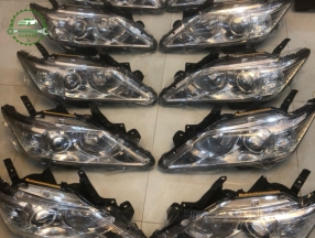 Đèn pha Lexus